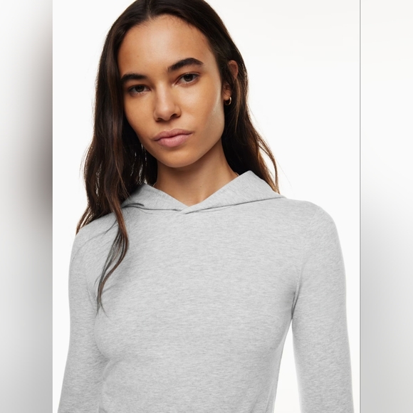 TNA Chill Leslie Longsleeve - Picture 2 of 11